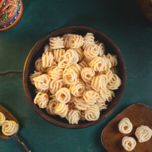 Mini Thengai Paal Murukku – Traditional Coconut Milk Twist Snack